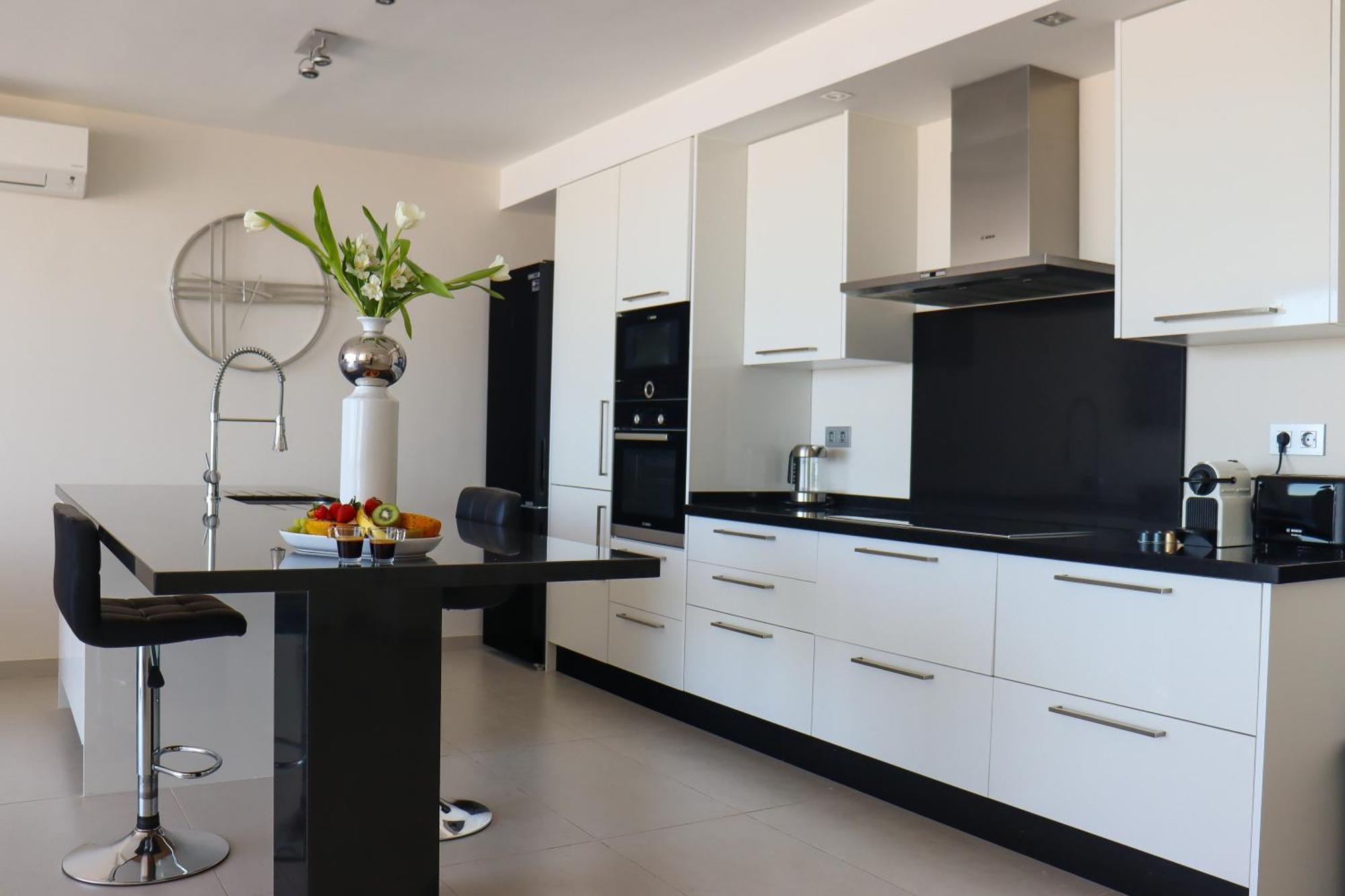 Azure Sky Villa - Panoramic Ocean View, Luxury, San Eugenio アデヘ エクステリア 写真